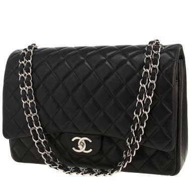 Chanel  Timeless Maxi Jumbo handbag  in black quilted leather