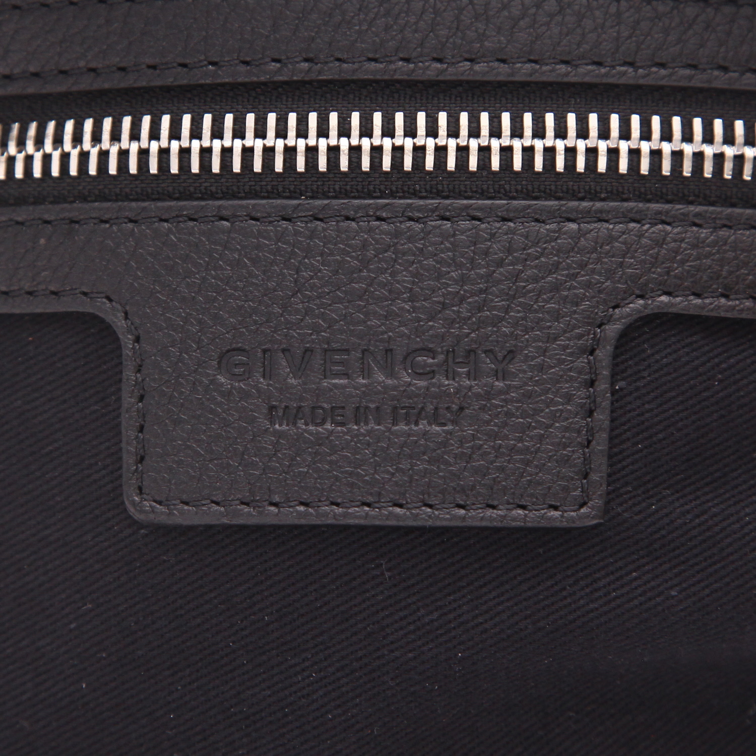 Sac bandoulière Givenchy  Pandora en cuir argenté - Detail D2