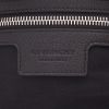 Bolso bandolera Givenchy  Pandora en cuero plateado - Detail D2 thumbnail