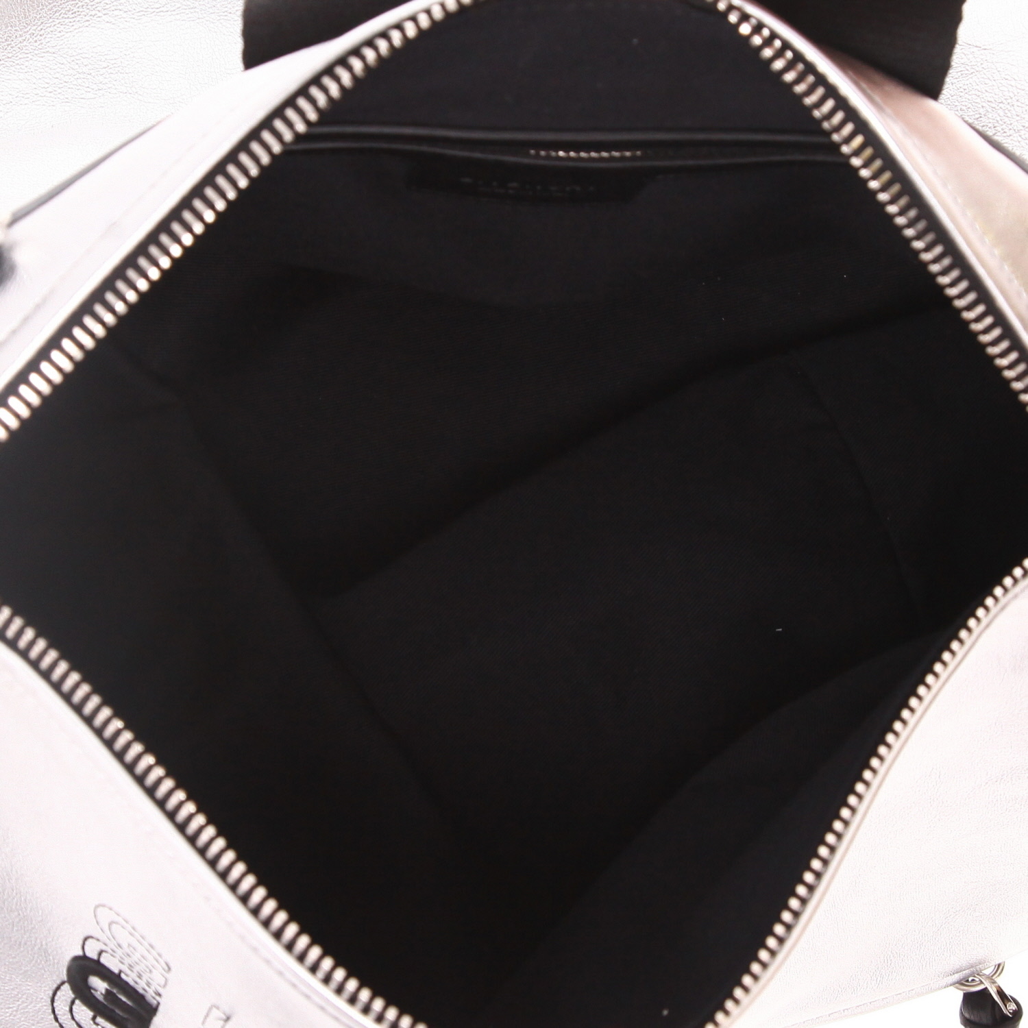 Sac bandoulière Givenchy  Pandora en cuir argenté - Detail D3