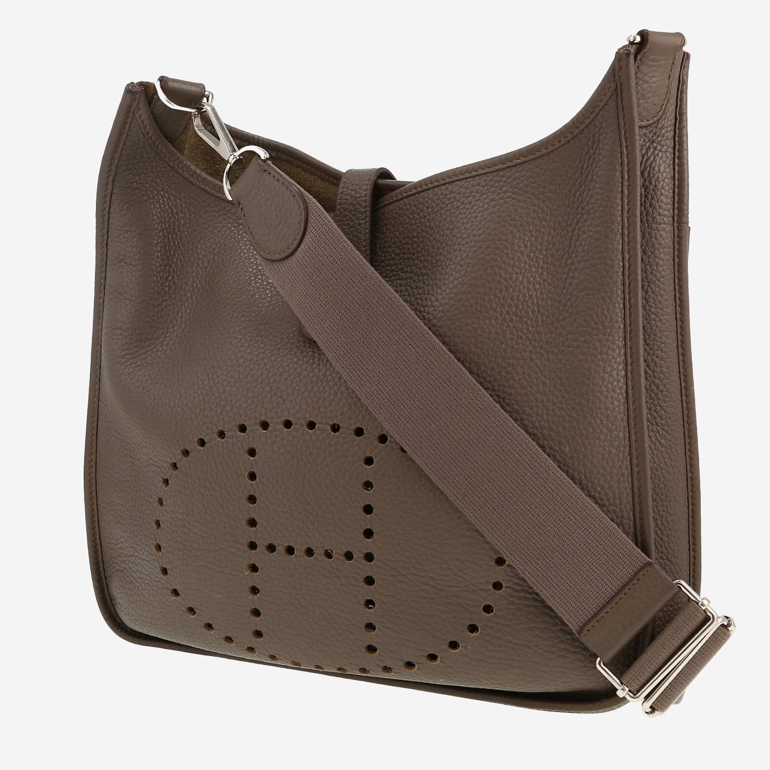 Bolso bandolera Hermès  Evelyne III en cuero togo gris estaño