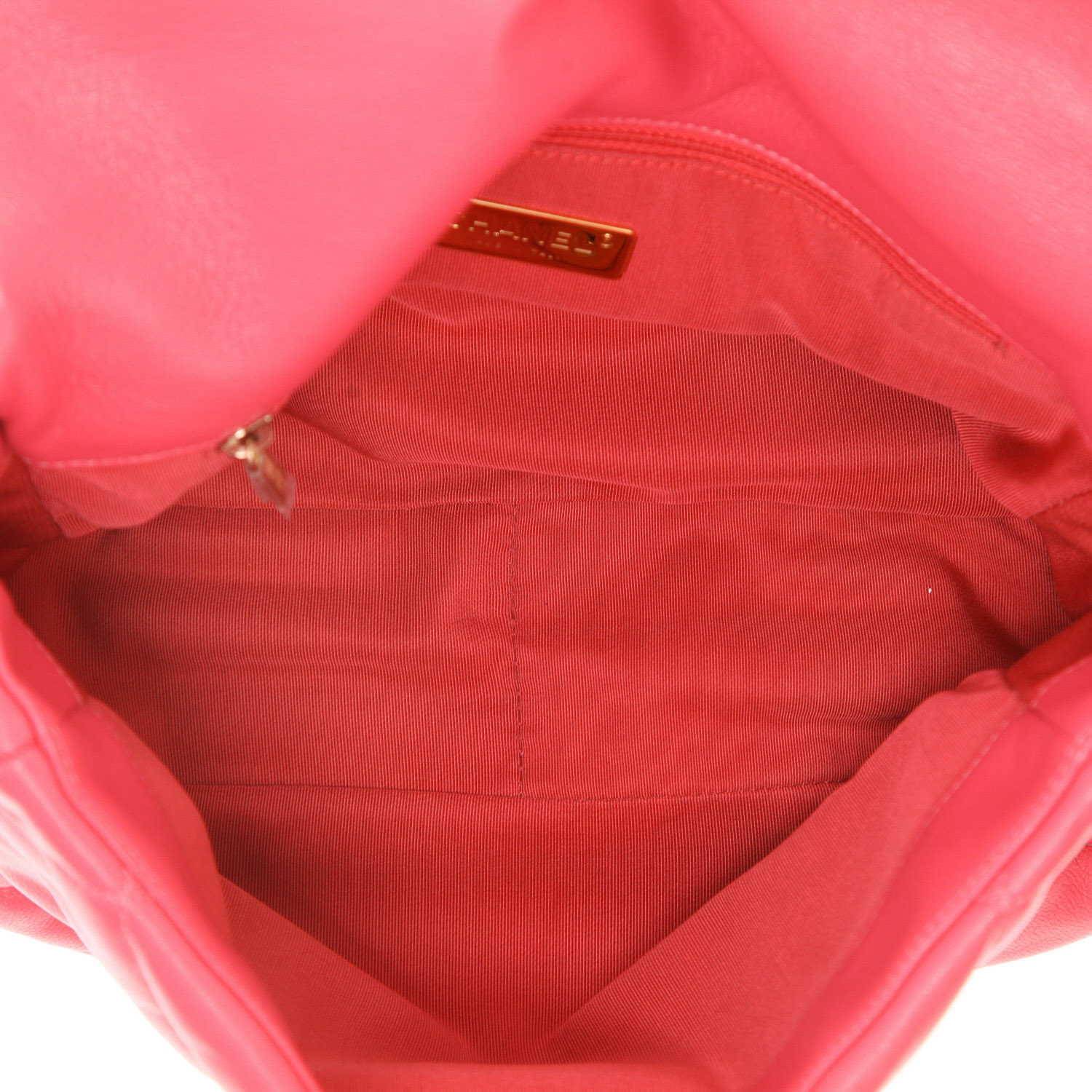 Chanel  19 large model  shoulder bag  in pink quilted leather - Detail D3