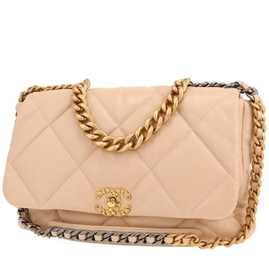 Chanel handbag, size 19, large, in beige quilted leather