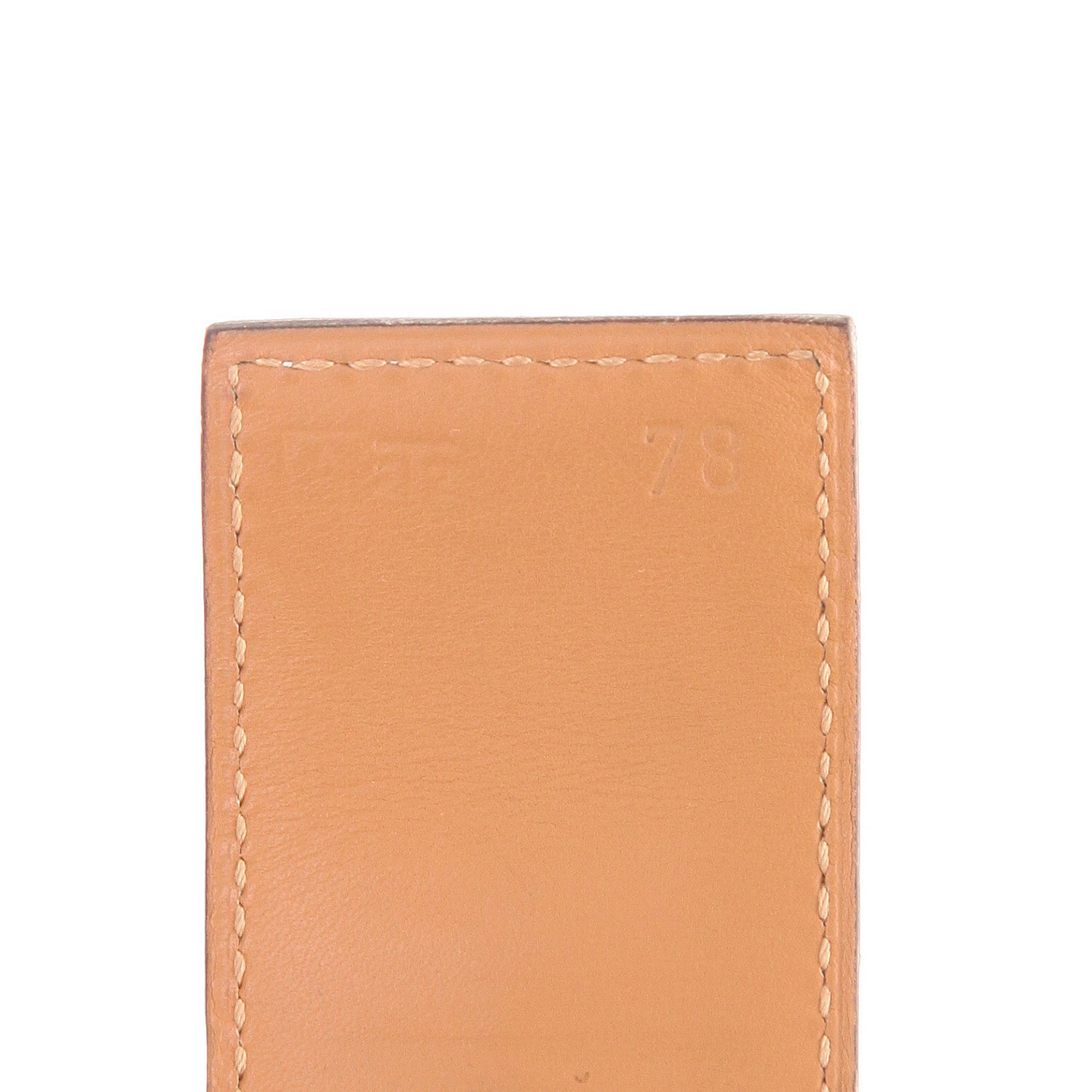 Hermès   belt  in gold Courchevel leather - Detail D3