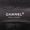 Bolso de mano Chanel 2.55 mini  en cuero acolchado negro - Detail D2 thumbnail