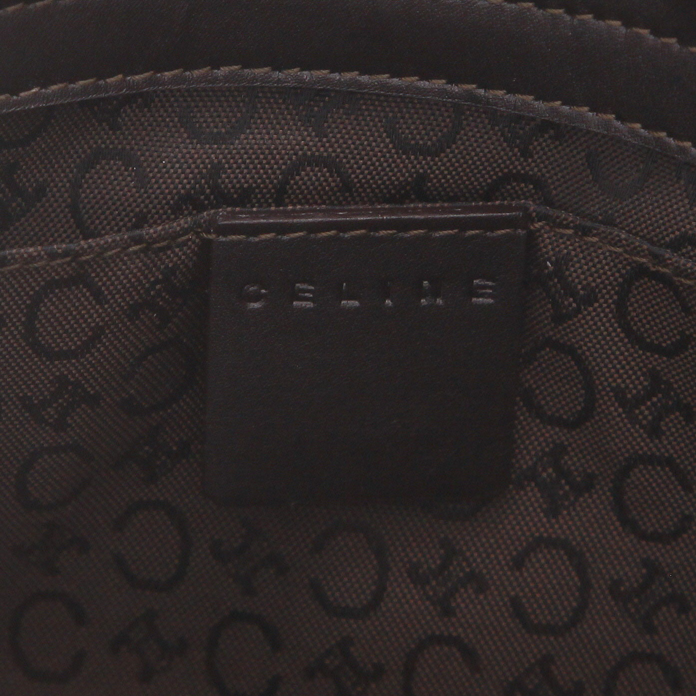 Celine  Triomphe handbag  in brown box leather - Detail D2