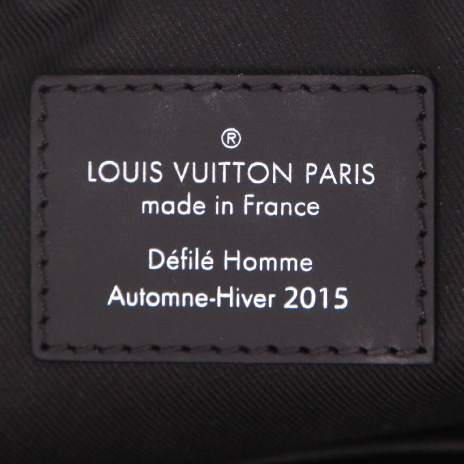 Bolso bandolera Louis Vuitton  Editions Limitées en lona a cuadros revestida gris Graphite y cuero negro - Detail D2