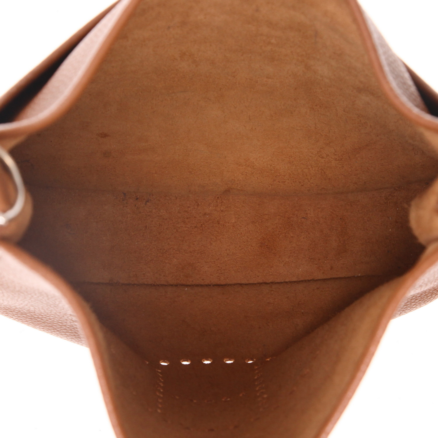 Bolso bandolera Hermès  Evelyne III en cuero togo color oro - Detail D3