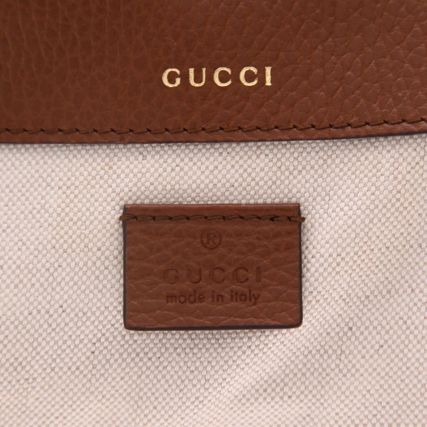 Sac bandoulière Gucci  1955 Horsebit petit modèle  en toile denim monogrammée bleue et cuir marron - Detail D2