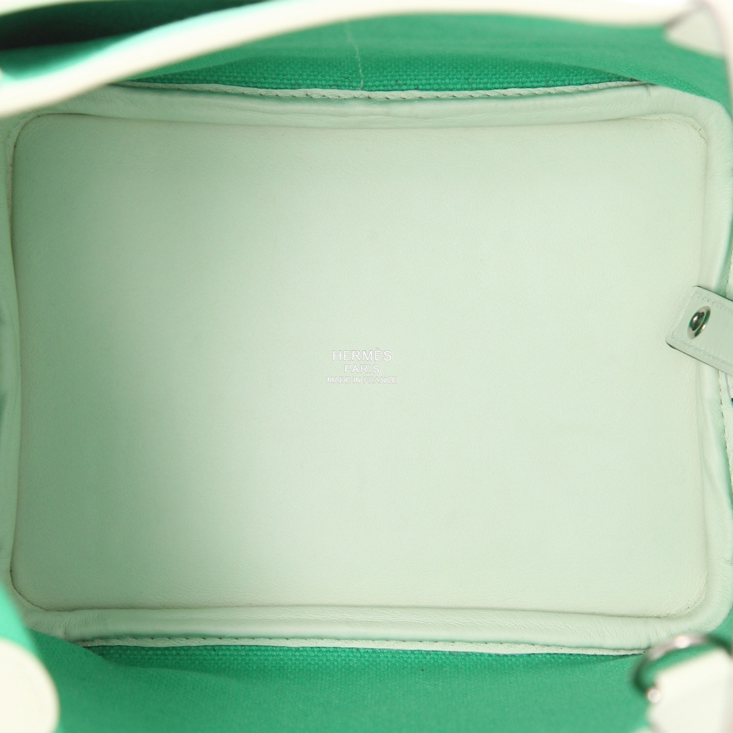 Bolso de mano Hermès  Picotin 26 cm en lona Vert Comics y cuero Vert Fizz - Detail D3