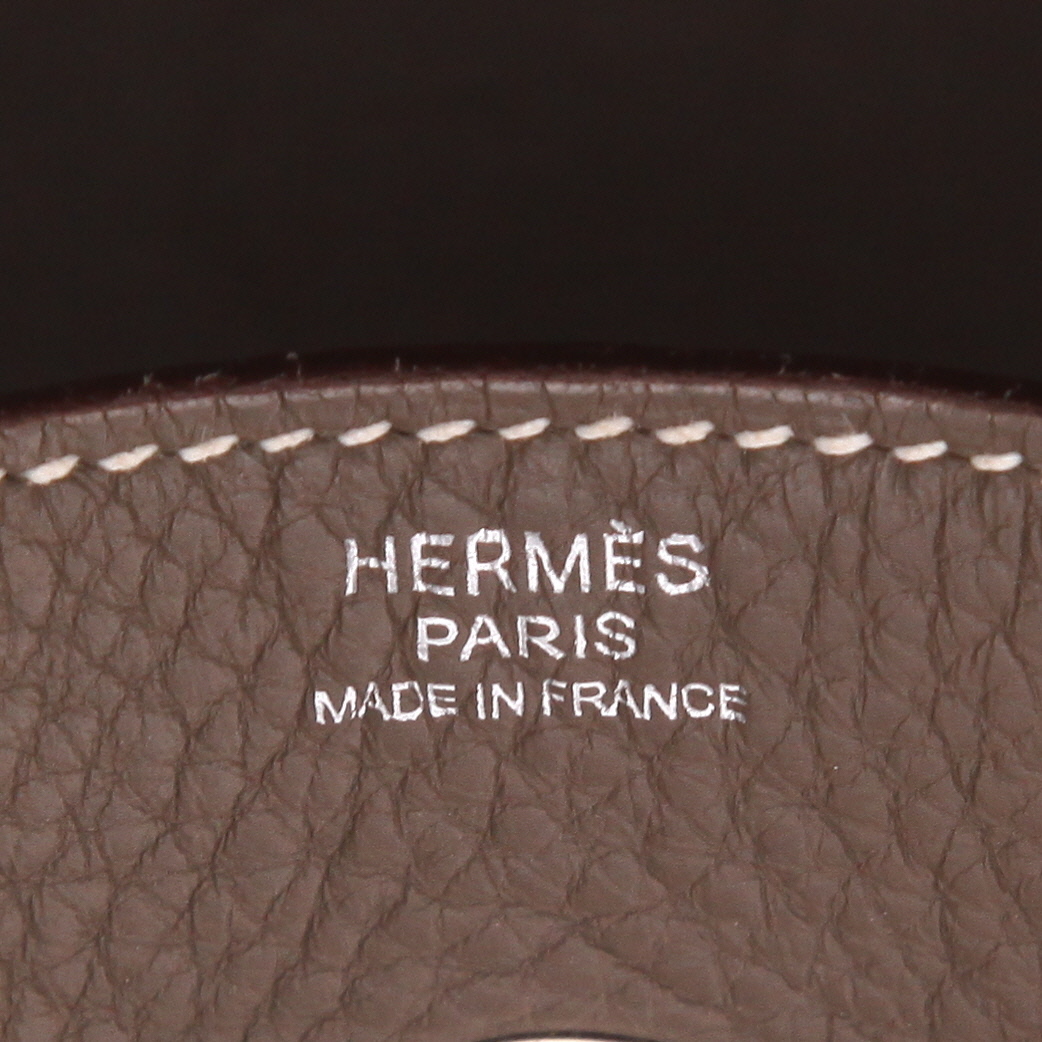 Sac à main Hermès  Lindy 30 cm en cuir togo étoupe - Detail D2