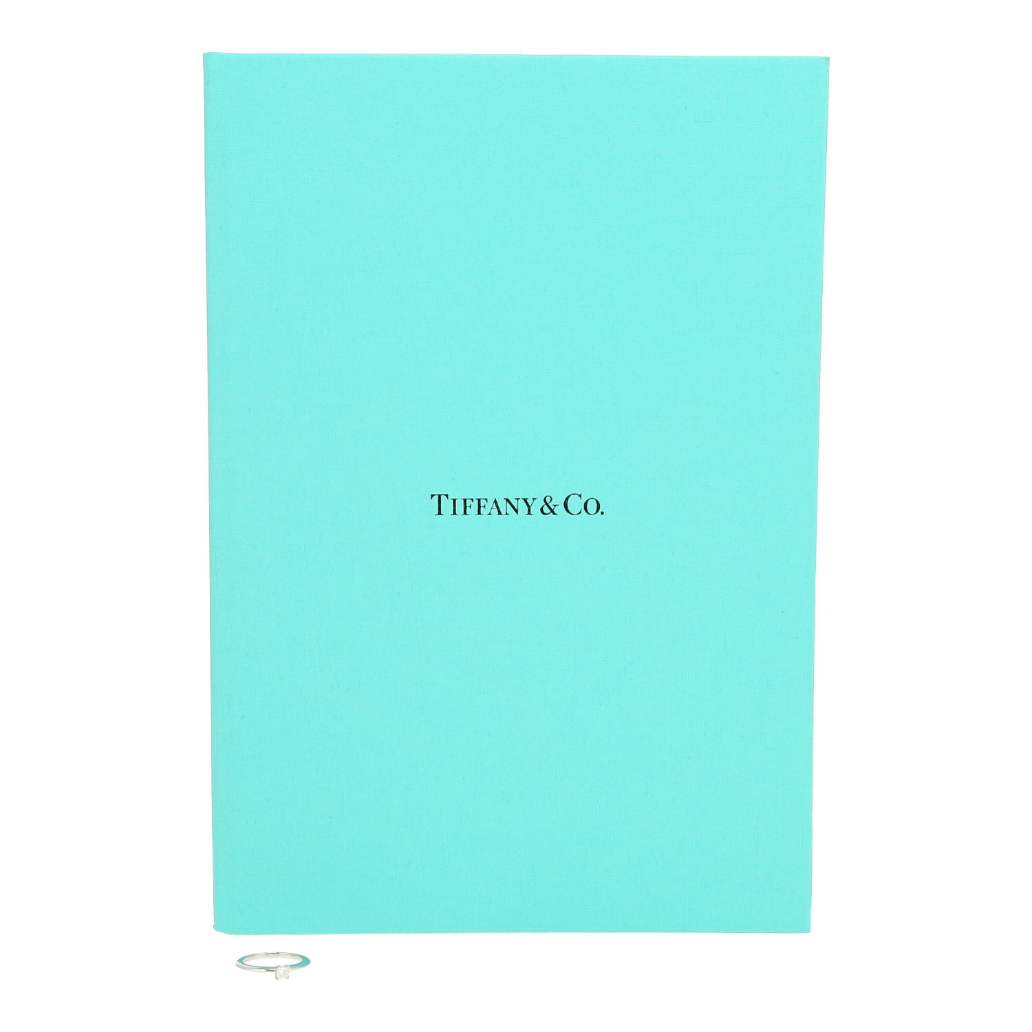 Tiffany 
Co Setting solitaire ring in platinium and diamond - Detail D2