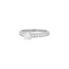 Bague solitaire Cartier 1895 en platine et diamants - 00pp thumbnail