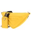 Bolso bandolera Prada  Triangle en cuero amarillo - 00pp thumbnail