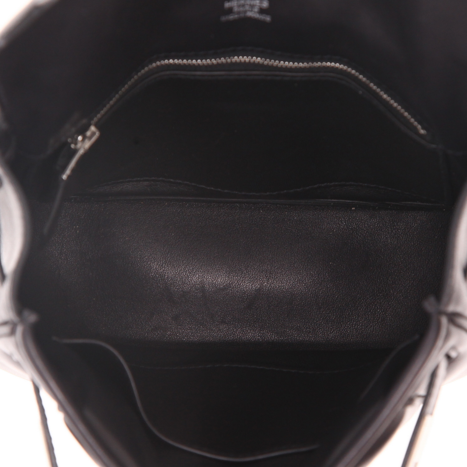 Sac bandoulière Hermès  Berline petit modèle  en cuir Swift noir - Detail D3