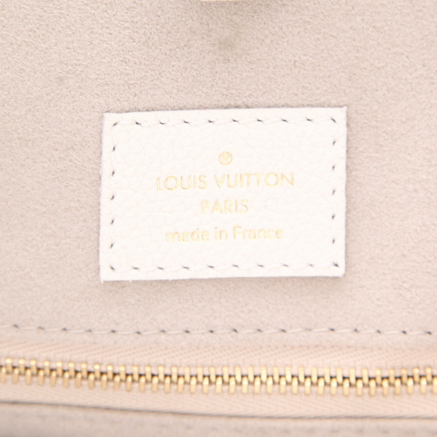 Borsa Louis Vuitton  Lockme in pelle martellata bianca - Detail D2