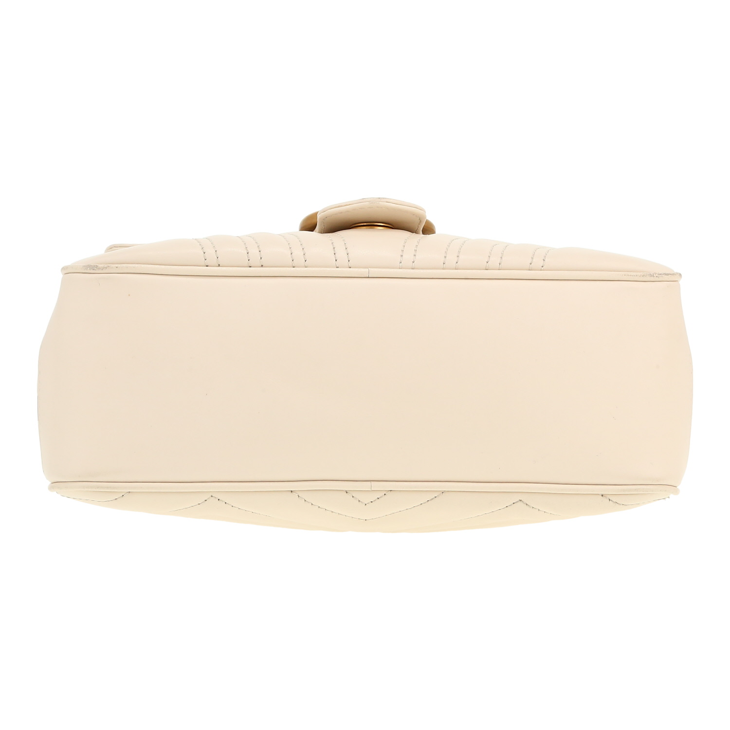 Bolso bandolera Gucci  GG Marmont en cuero acolchado blanco - Detail D1