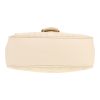 Bolso bandolera Gucci  GG Marmont en cuero acolchado blanco - Detail D1 thumbnail