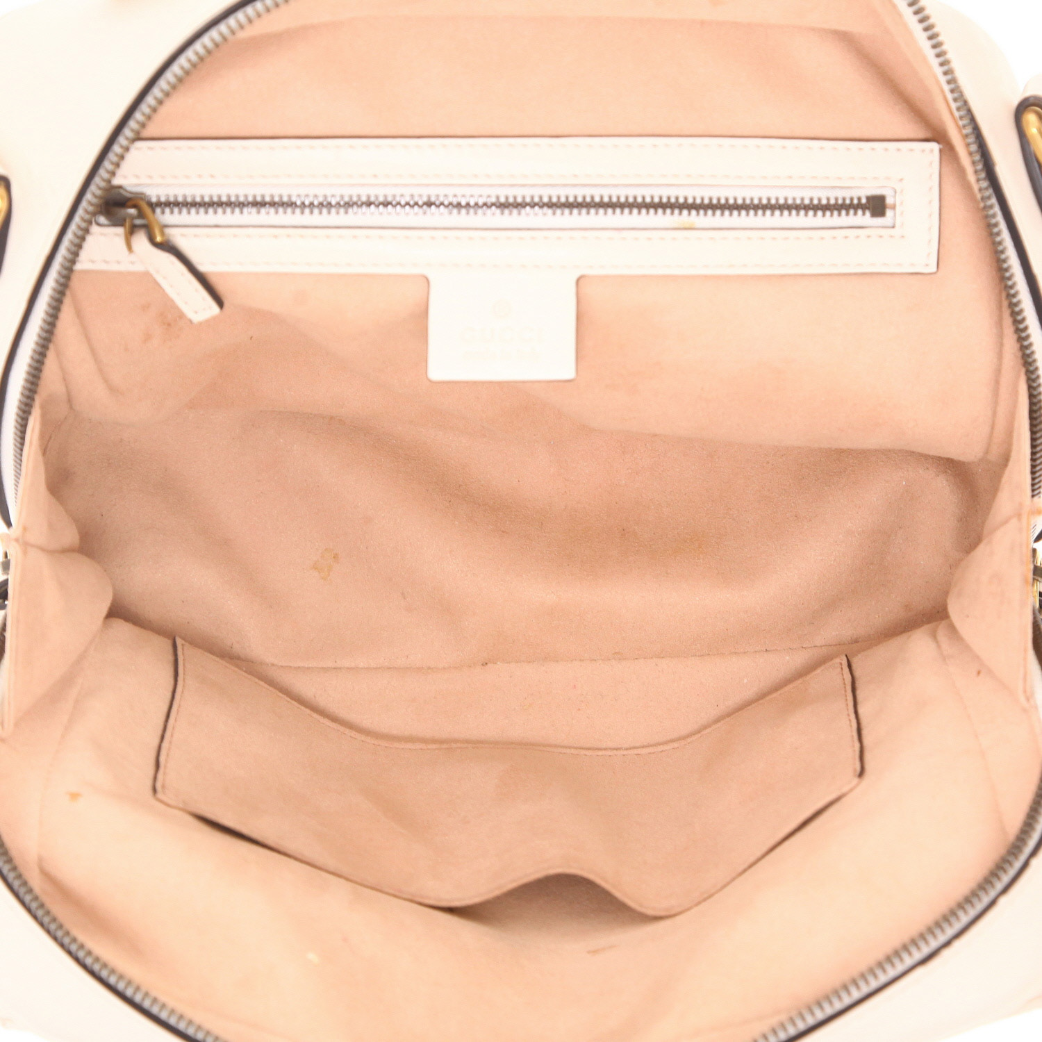 Gucci  GG Marmont shoulder bag  in white quilted leather - Detail D3
