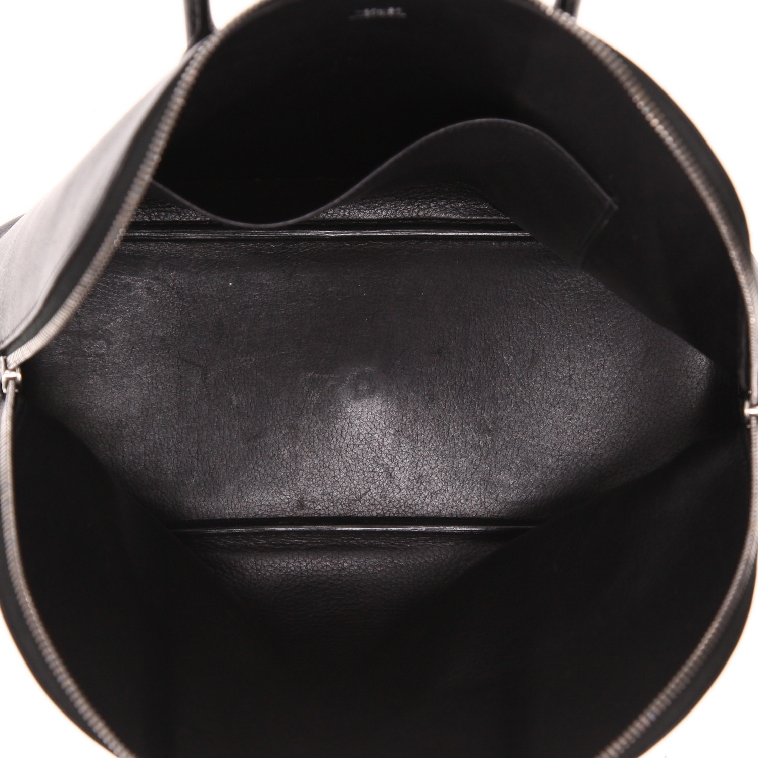 Hermès  Bolide 30 cm handbag  in black Swift leather - Detail D3