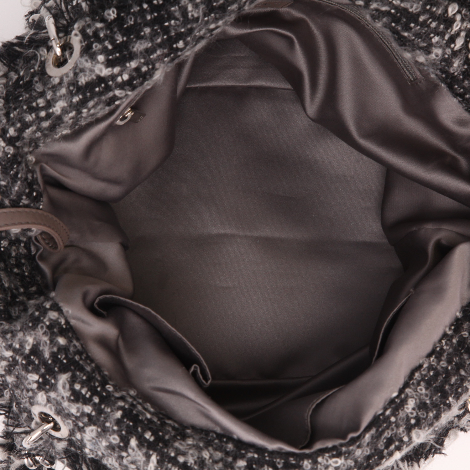 Shopping bag Chanel   in pelle nera - Detail D3