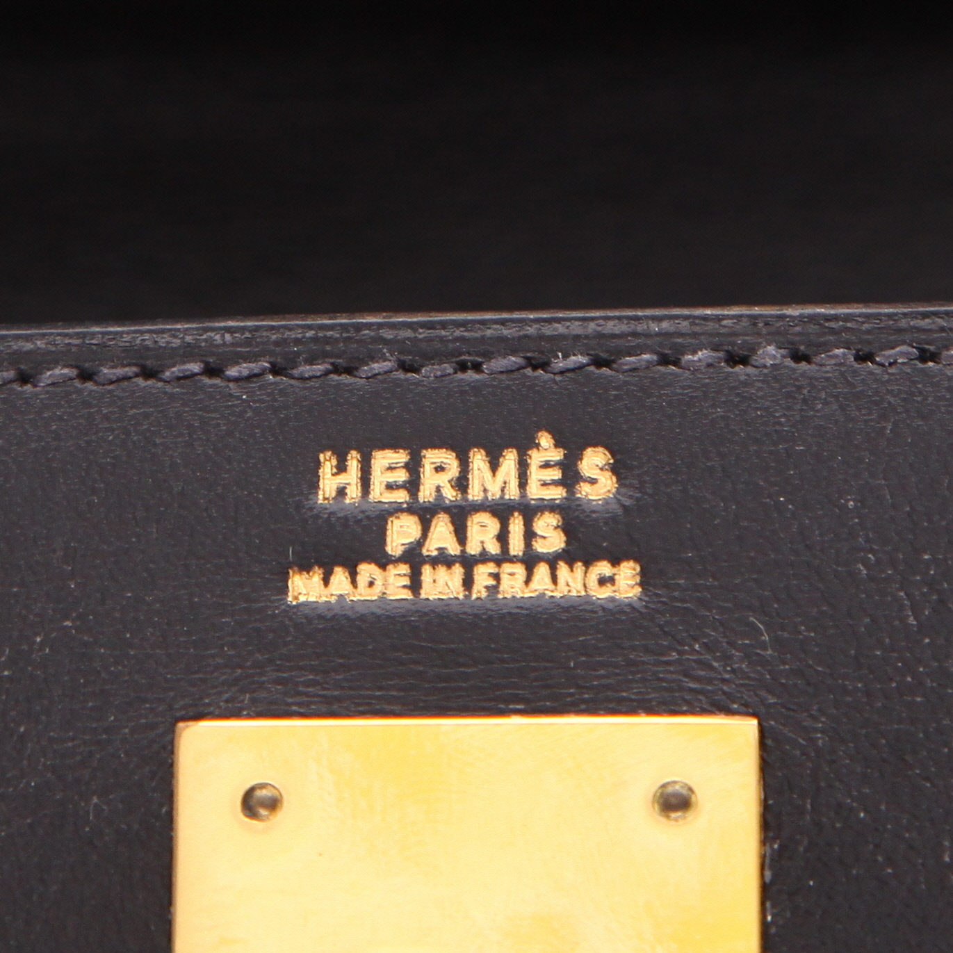 Sac à main Hermès  Kelly 32 cm en cuir box noir - Detail D2