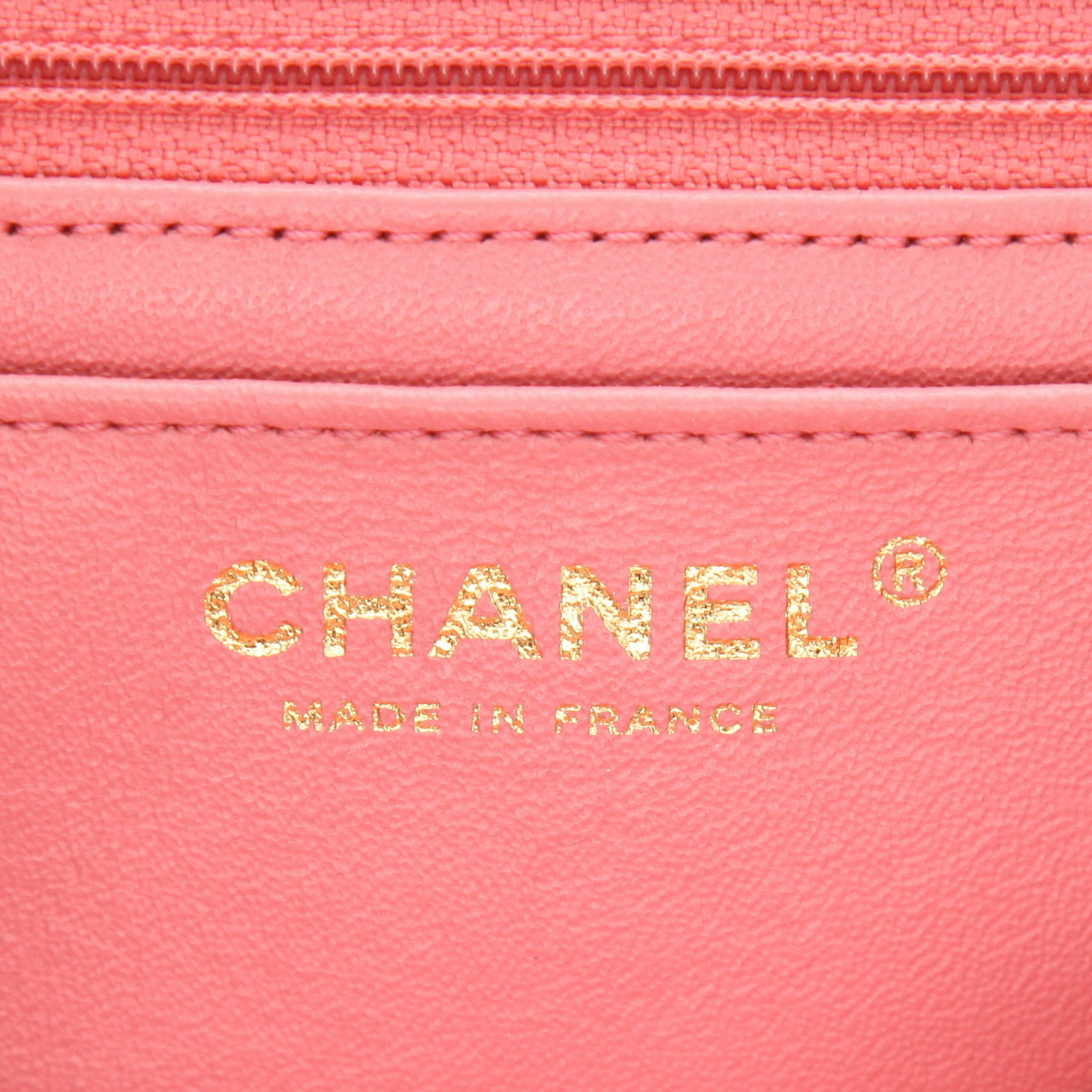 Chanel  Chanel 2.55 mini  shoulder bag  in pink quilted leather - Detail D2