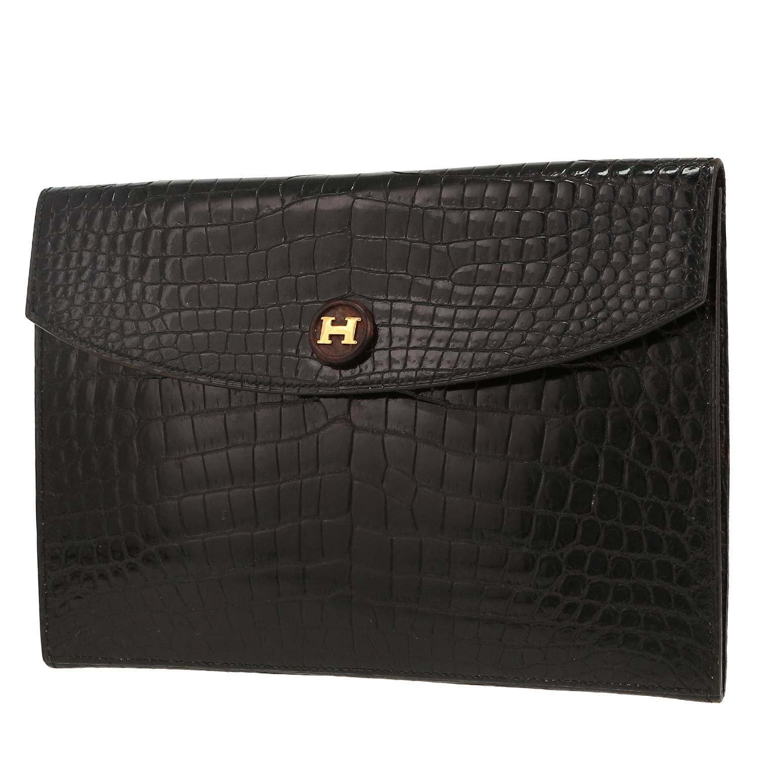 Hermès  Rio pouch  in black porosus crocodile