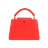 Bolso de mano Louis Vuitton  Capucines BB en cuero granulado rojo - 360 thumbnail