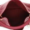 Bolso de mano Louis Vuitton  Artsy en cuero monogram huella color burdeos - Detail D3 thumbnail