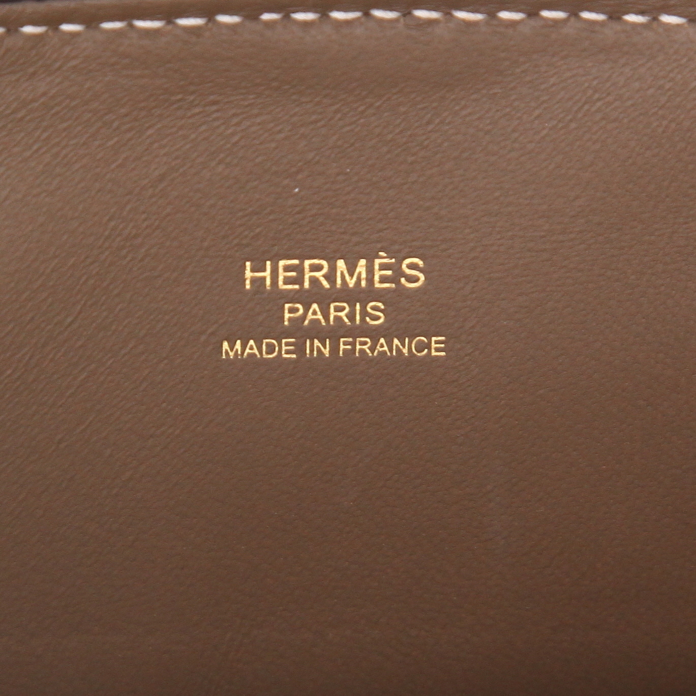 Hermès  Bolide mini  handbag  in etoupe Mysore leather - Detail D2