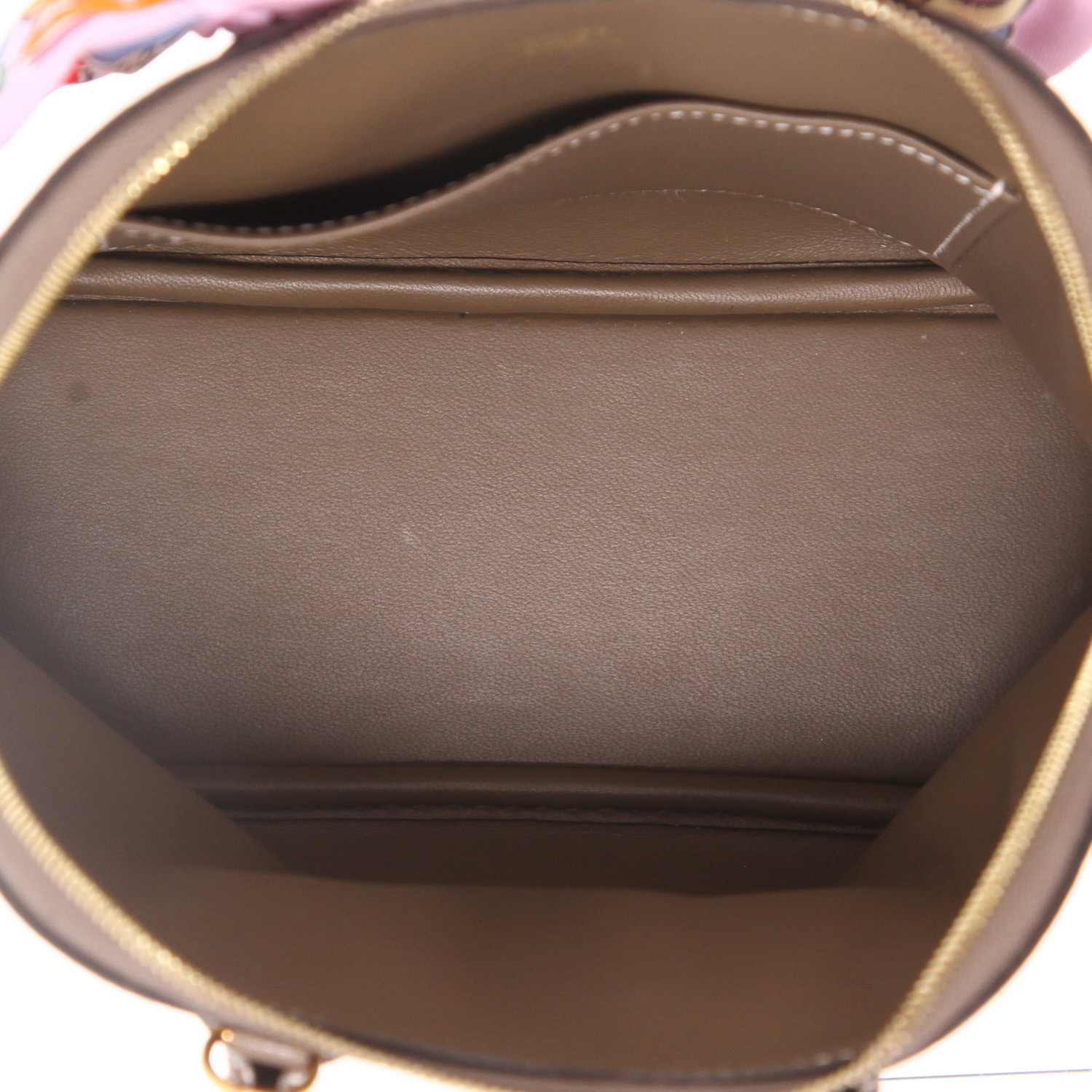 Bolso de mano Hermès  Bolide mini  en cuero Mysore marrón etoupe - Detail D3