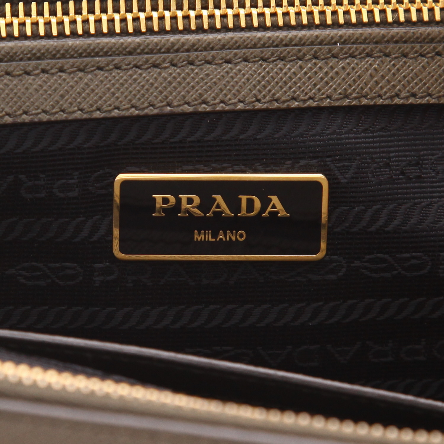 Borsa Prada Galleria in pelle Saffiano verde-kaki - Detail D2