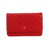 Chanel  Wallet on Chain shoulder bag  in red quilted leather - 360 thumbnail