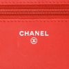 Chanel  Wallet on Chain shoulder bag  in red quilted leather - Detail D2 thumbnail