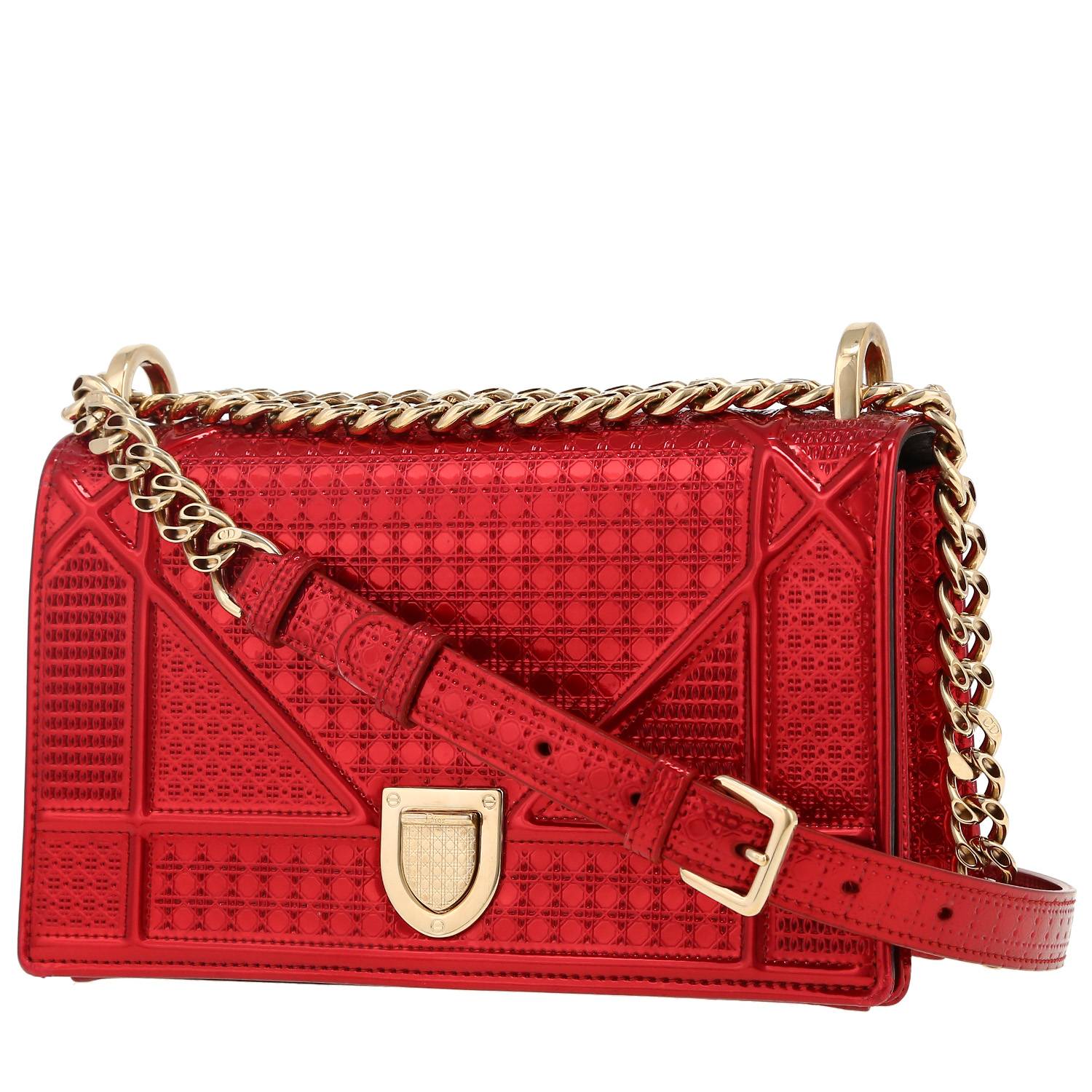 Dior Diorama shoulder bag in red patent leather