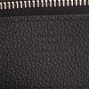 Bolso bandolera Louis Vuitton  Pallas en cuero monogram huella negro - Detail D2 thumbnail