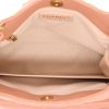 Chanel  Hobo shoulder bag  in powder pink quilted grained leather - Detail D3 thumbnail