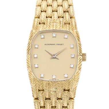 Audemars Piguet Cobra Lady  in yellow gold Circa 1980