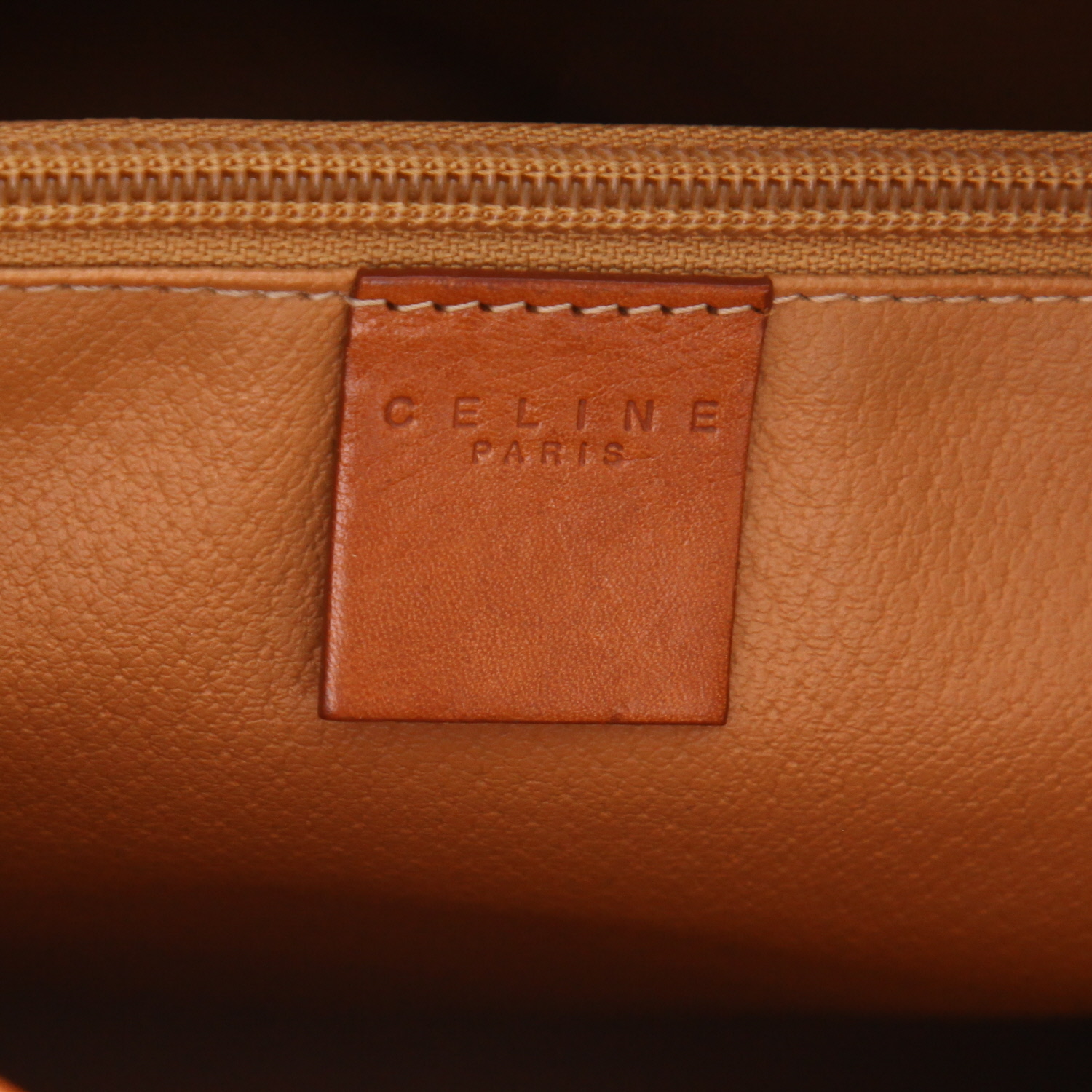 Celine   handbag  in brown "Triomphe" canvas  and brown leather - Detail D2