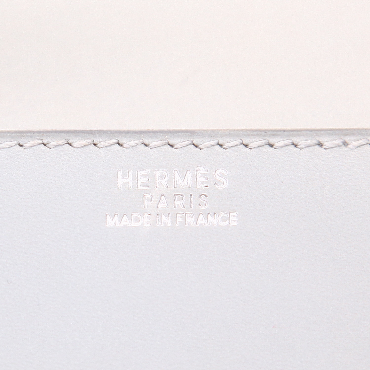 Hermès  Drag handbag  in grey leather - Detail D2