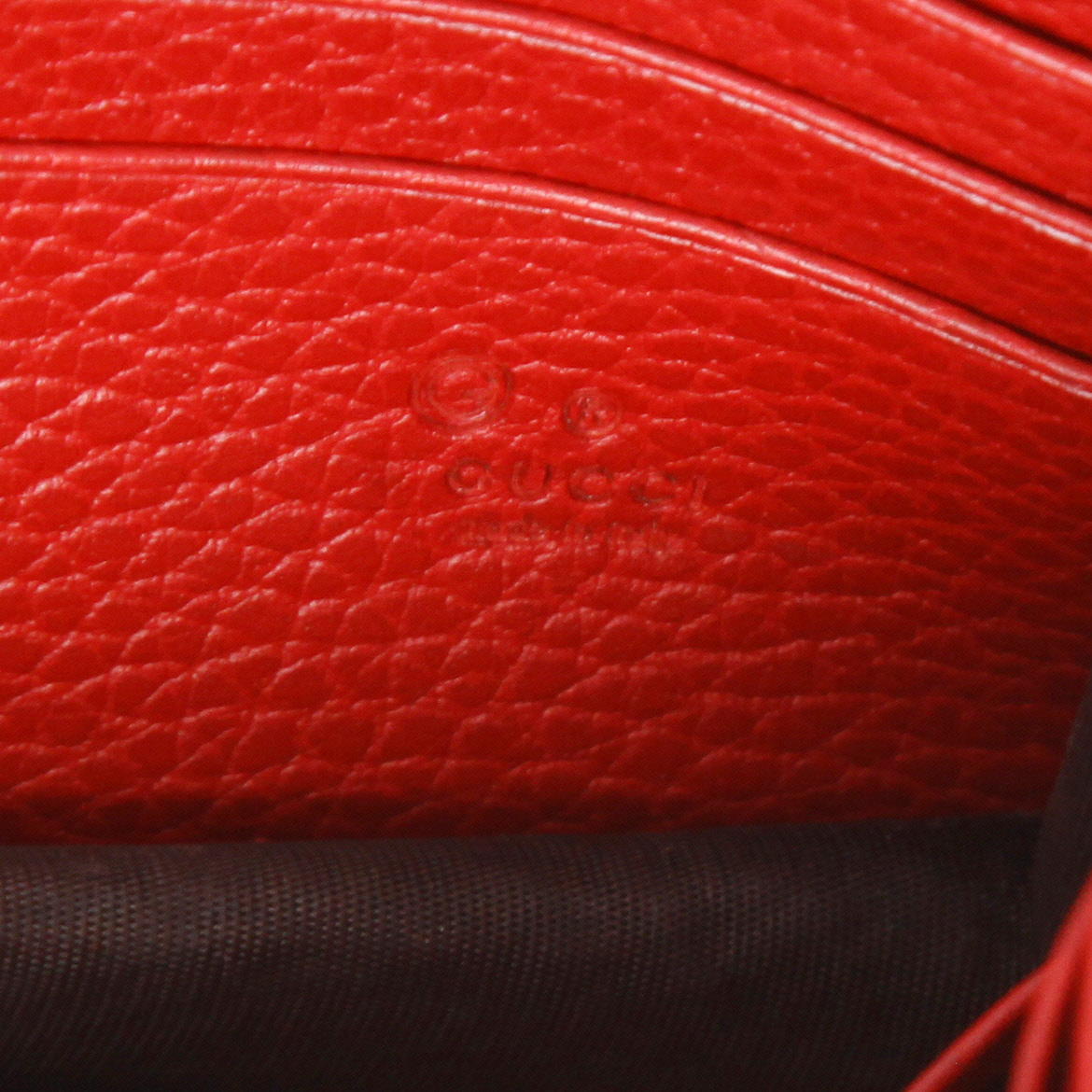 Gucci  Interlocking G shoulder bag  in red grained leather - Detail D2