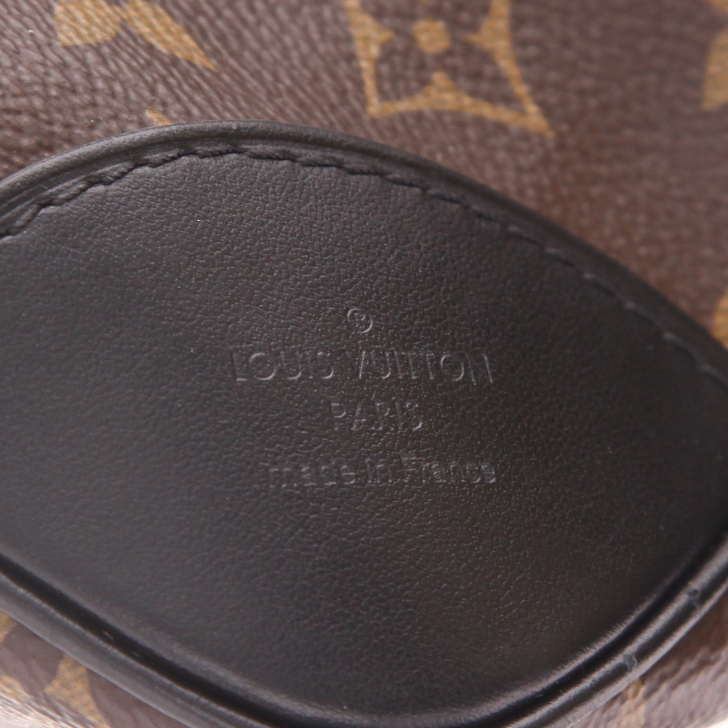 Bolso bandolera Louis Vuitton  Odeon en lona Monogram marrón y cuero negro - Detail D2