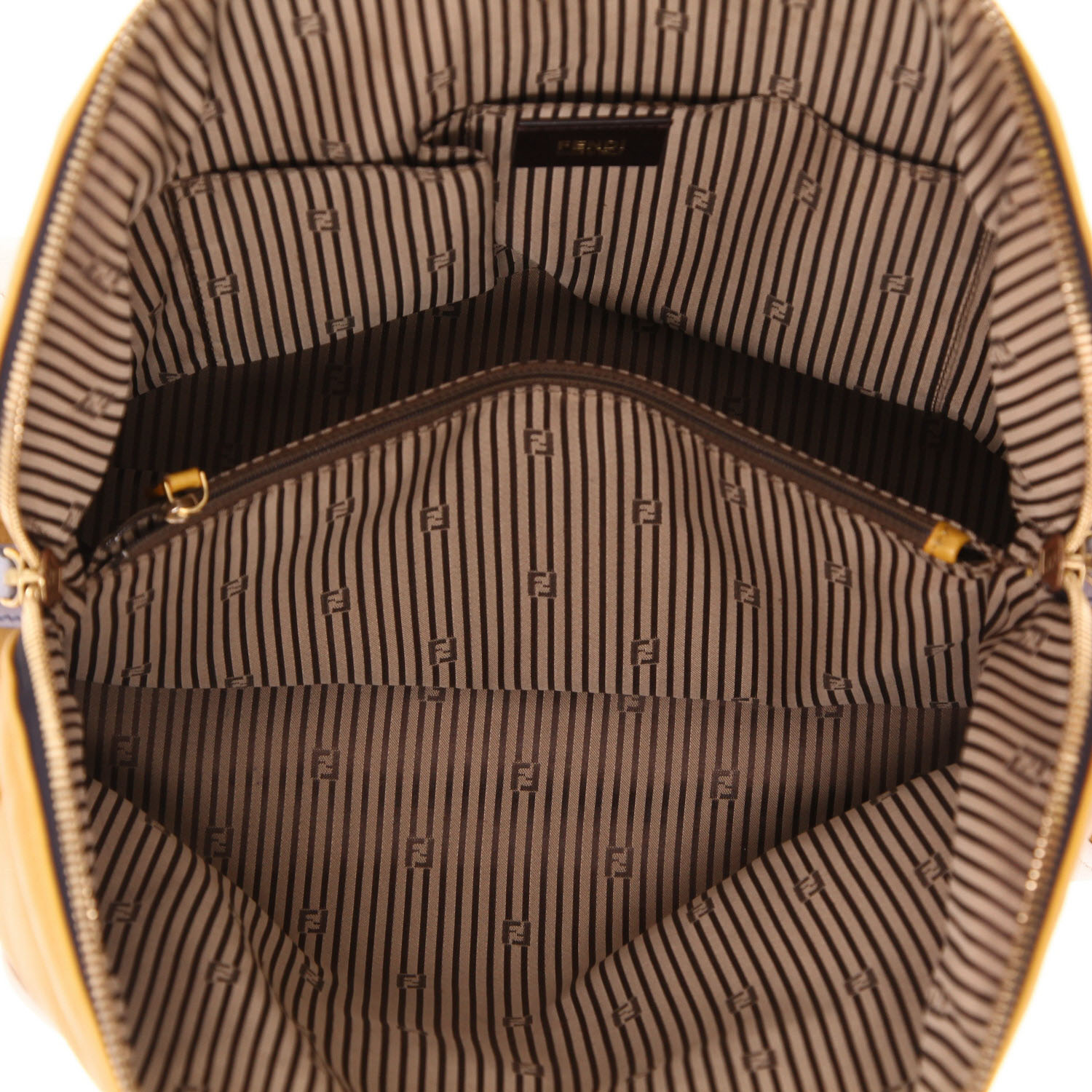 Bolso de mano Fendi  Chameleon en cuero amarillo beige y malva - Detail D3