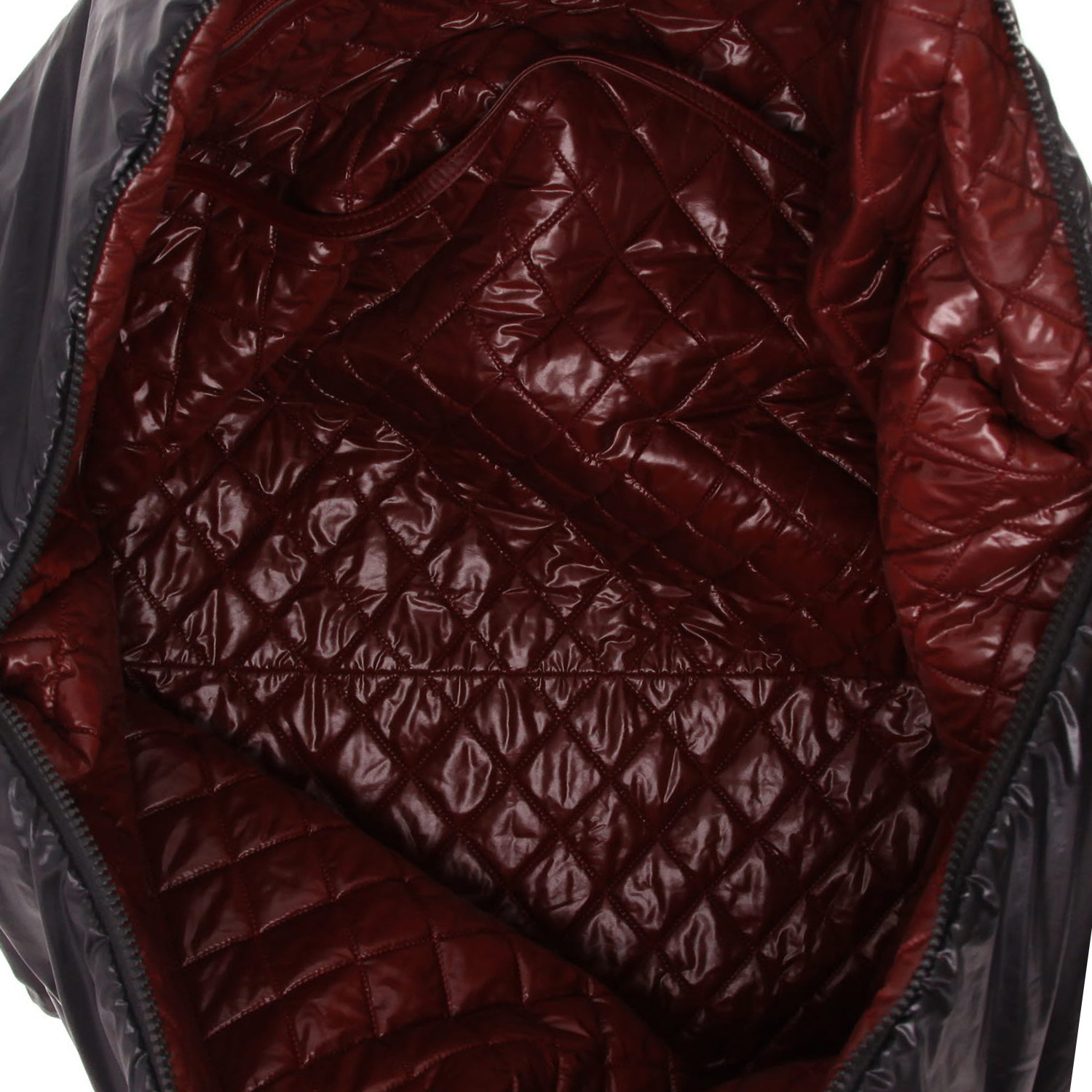 Chanel Coco Cocoon shopping bag in black quilted canvas - Detail D8