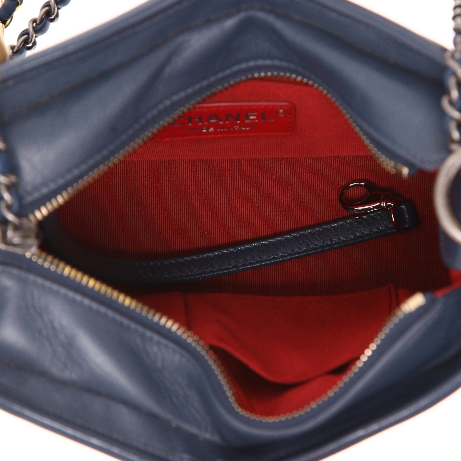 Borsa a tracolla Chanel  Gabrielle  in pelle trapuntata a zigzag blu - Detail D3