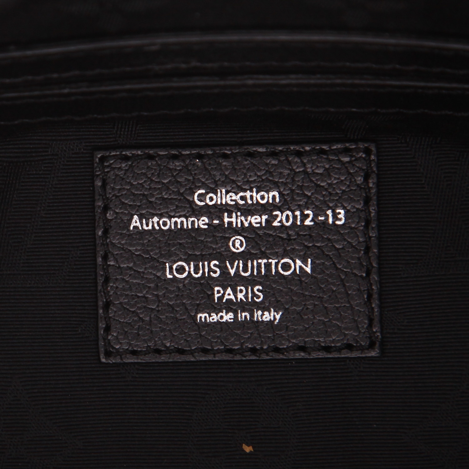 Sac à main Louis Vuitton  Transsiberian en fourrure écrue et marron et cuir noir - Detail D2