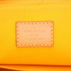 Bolso de mano Louis Vuitton  Alma en charol Monogram amarillo - Detail D2 thumbnail