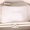 Bolso de mano Chanel  Mademoiselle en charol acolchado blanco - Detail D2 thumbnail