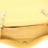 Sac bandoulière Chanel  Mini Timeless en cuir matelassé jaune rose et orange - Detail D3 thumbnail